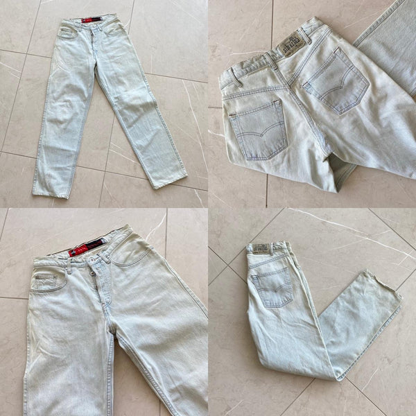 1990’s Loose Fit Levis
