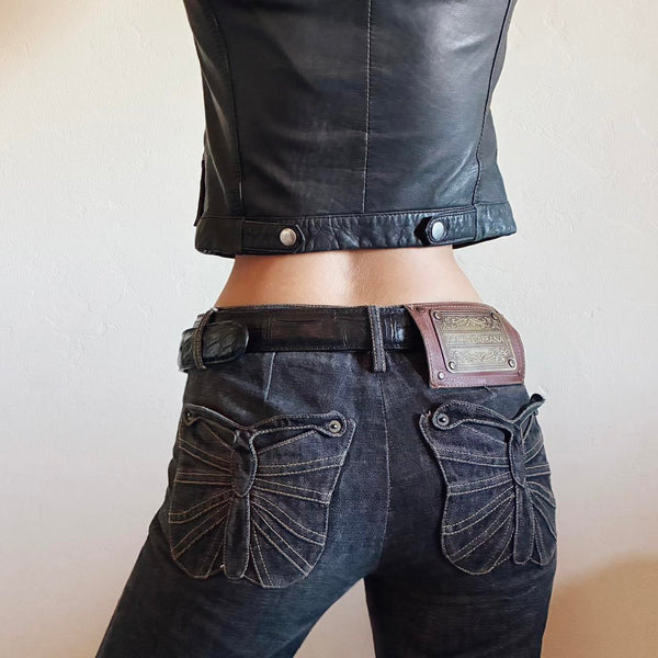 Sleek Black Alligator Belt