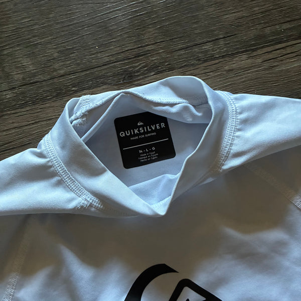 Sleek QuickSilver Top